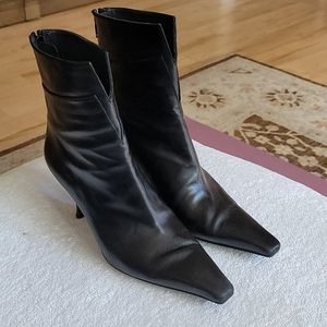 Stuart Weitzman boots 8 1/2